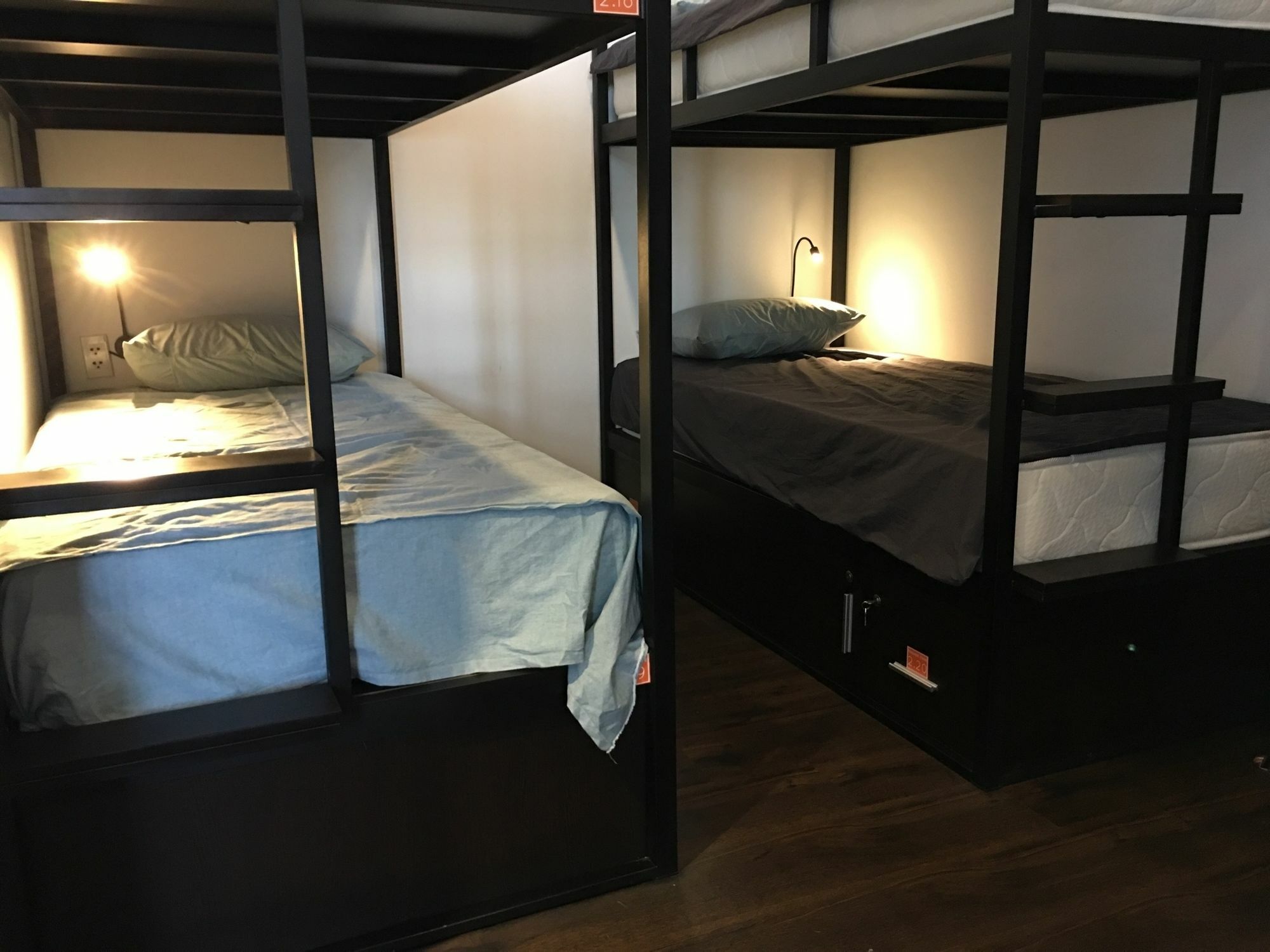 Penthouse Hostel & Spa مدينة هوشي منه المظهر الخارجي الصورة